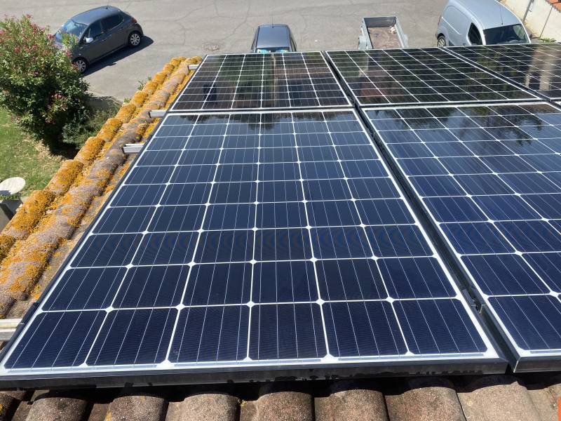 surplus production nettoyage panneaux solaire photovoltaiques bourgeois global